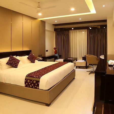 Hotel Atithi Αουρανγκαμπάντ Εξωτερικό φωτογραφία