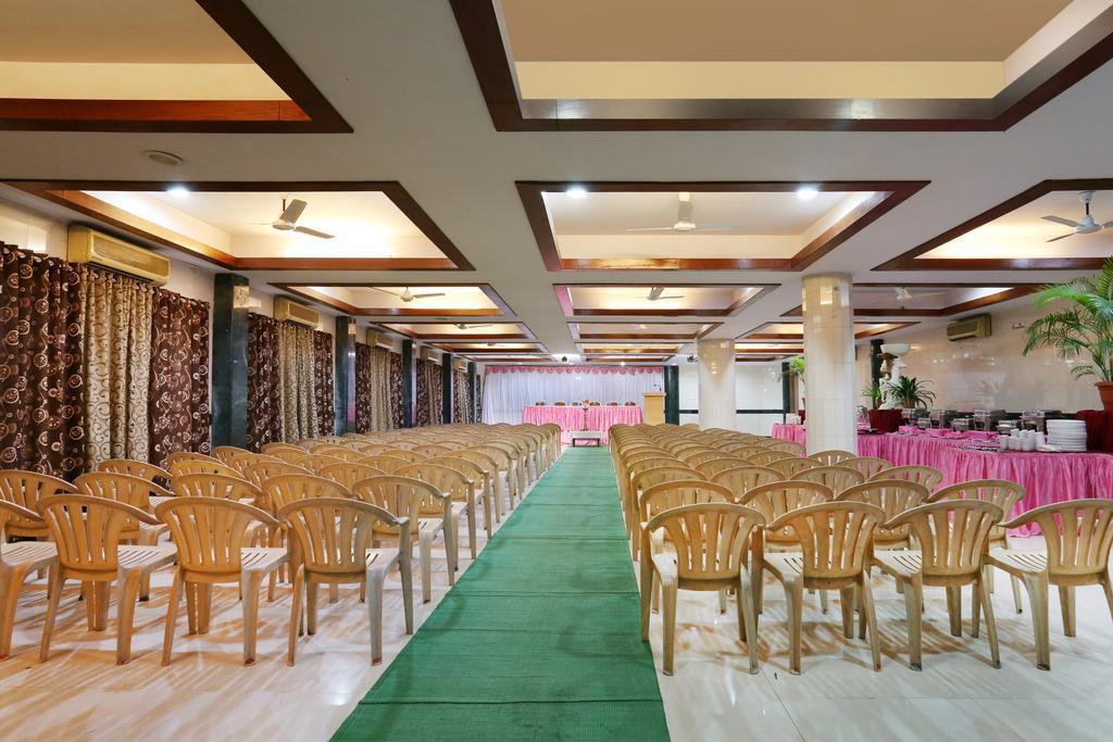 Hotel Atithi Αουρανγκαμπάντ Εξωτερικό φωτογραφία