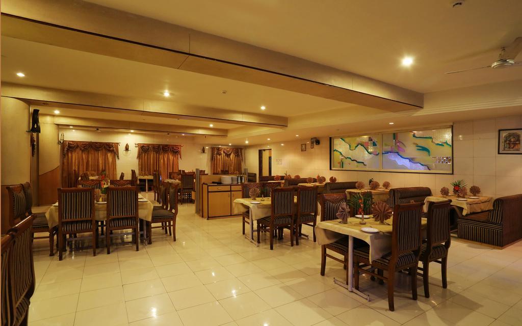 Hotel Atithi Αουρανγκαμπάντ Εξωτερικό φωτογραφία