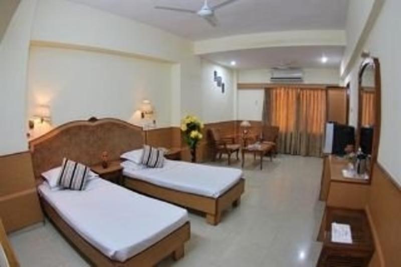 Hotel Atithi Αουρανγκαμπάντ Εξωτερικό φωτογραφία