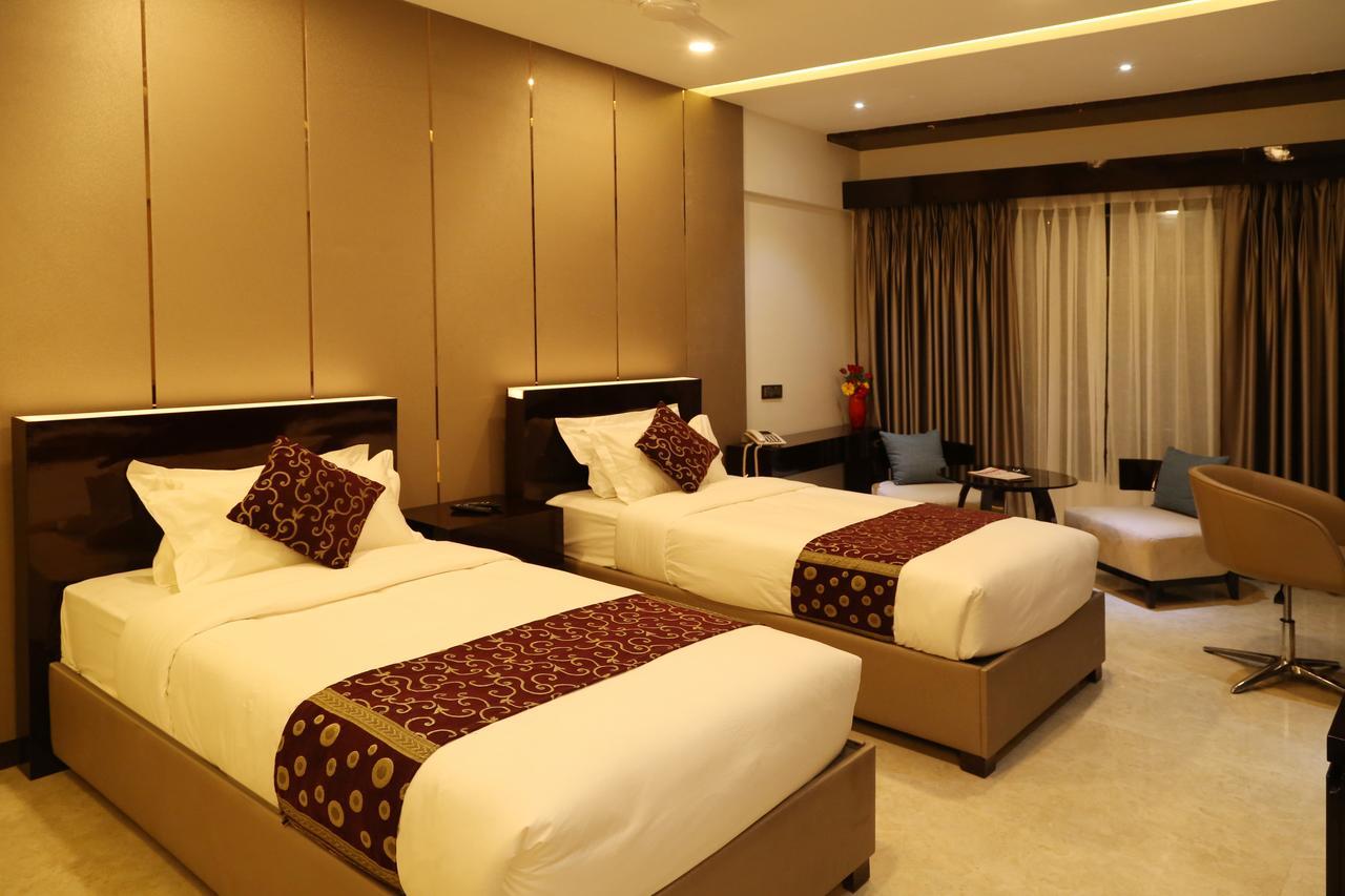 Hotel Atithi Αουρανγκαμπάντ Εξωτερικό φωτογραφία