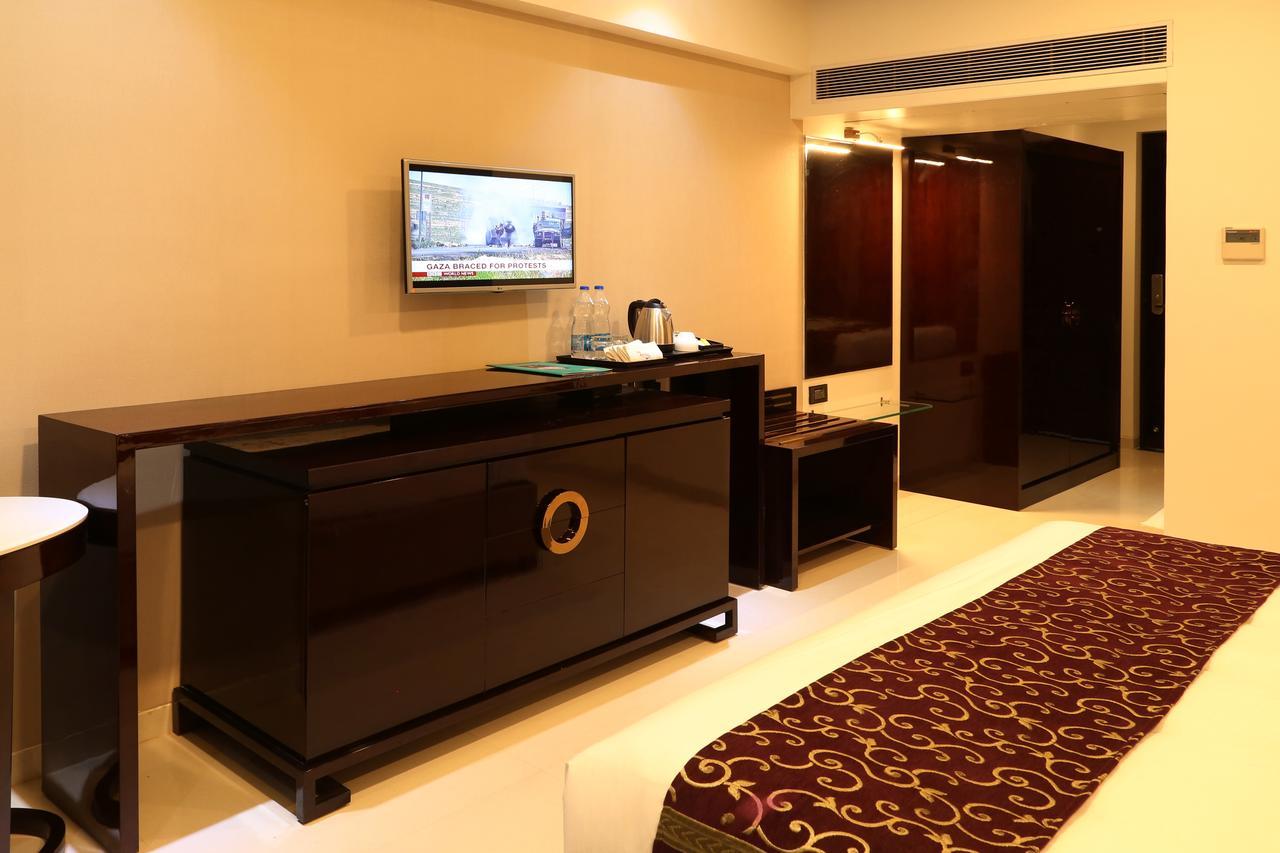 Hotel Atithi Αουρανγκαμπάντ Εξωτερικό φωτογραφία
