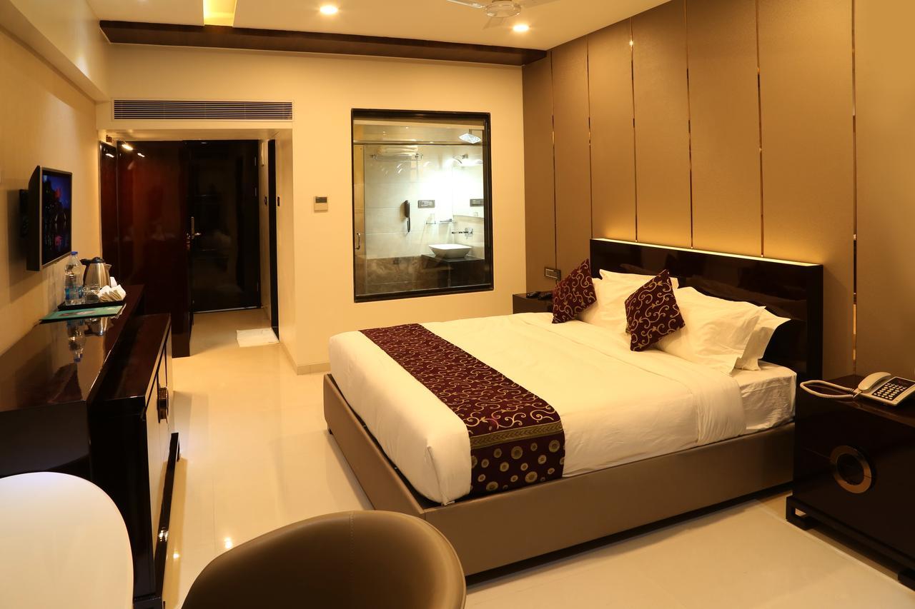 Hotel Atithi Αουρανγκαμπάντ Εξωτερικό φωτογραφία